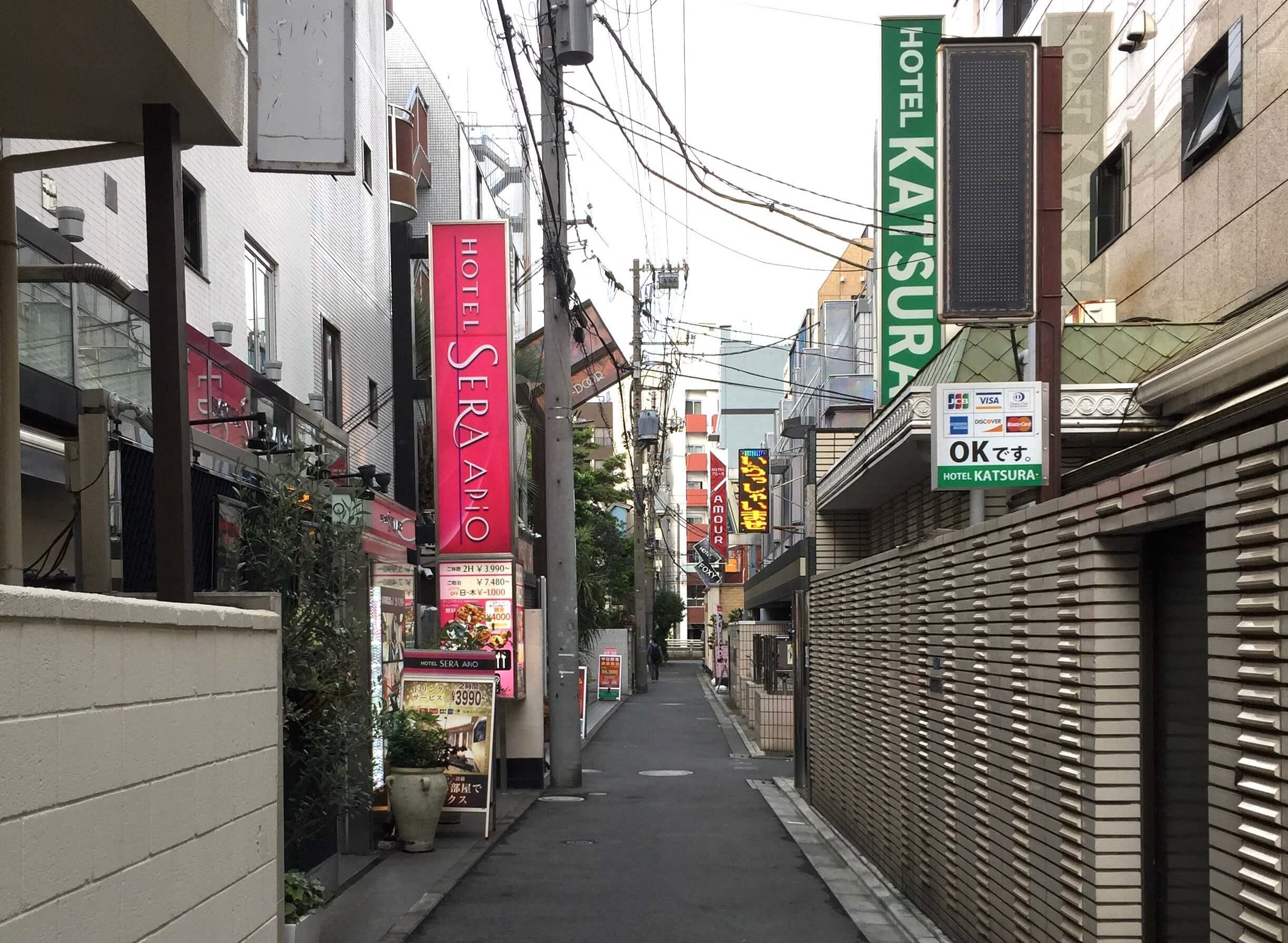 ホテル街に霊園、ディープな街、鶯谷の調査｜現状を知り将来の鶯谷を考える Daily Scenery